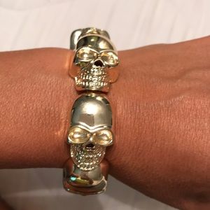 Gold stretchy skull bracelet